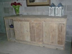 Steigerhouten kast Arnhem